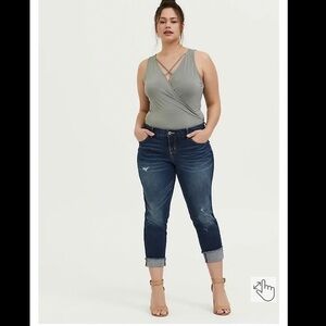 TORRID SOFT SAGE GREEN CRISSCROSS BODYSUIT SIZe 3